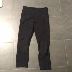 Lululemon 7/8 black leggings